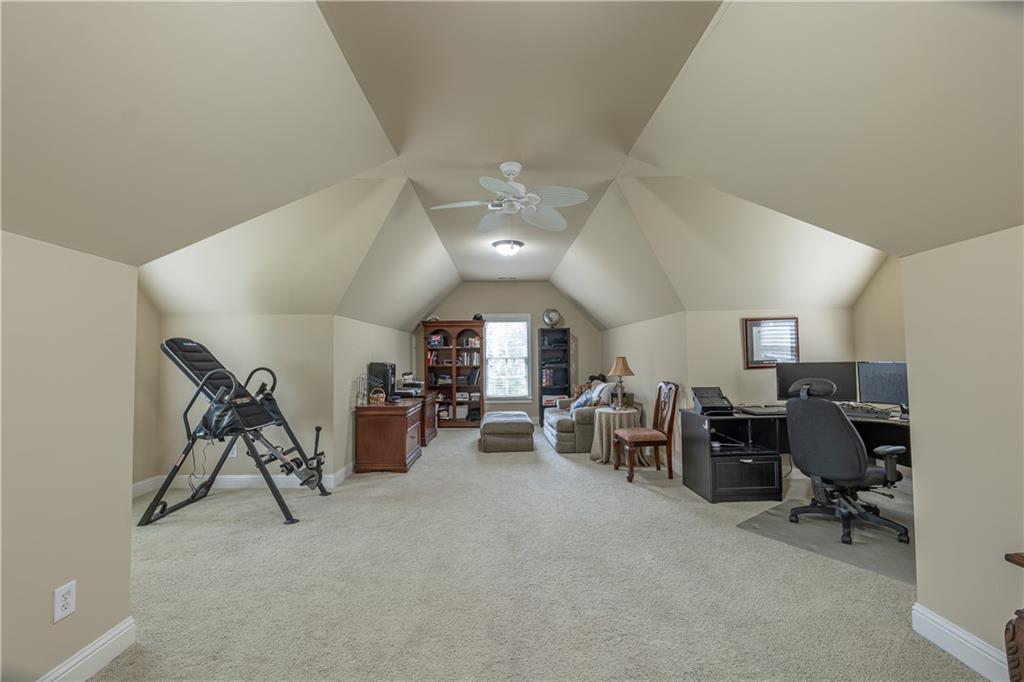 Brookview Manor - Residential