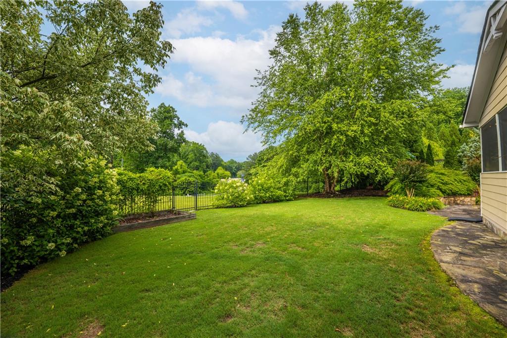 Brookview Manor - Residential