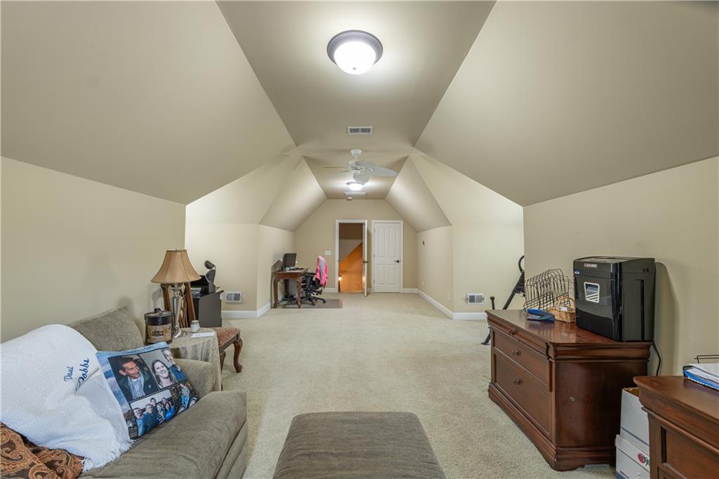 Brookview Manor - Residential