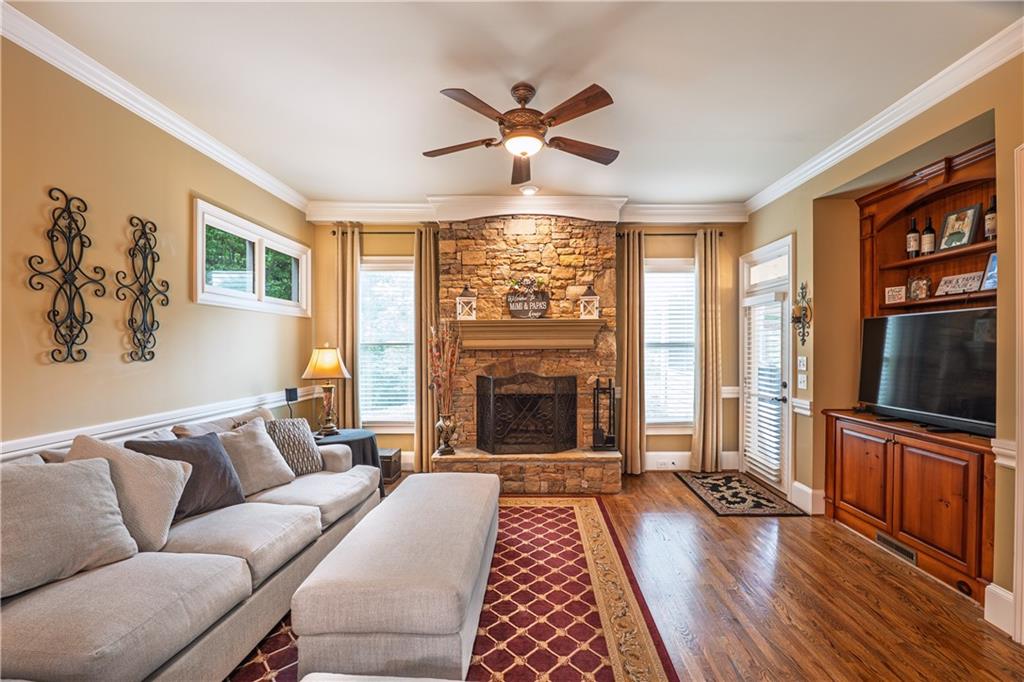 Brookview Manor - Residential
