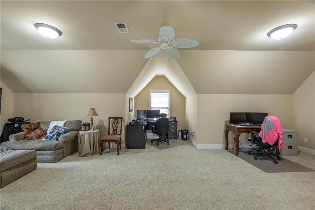 Brookview Manor - Residential