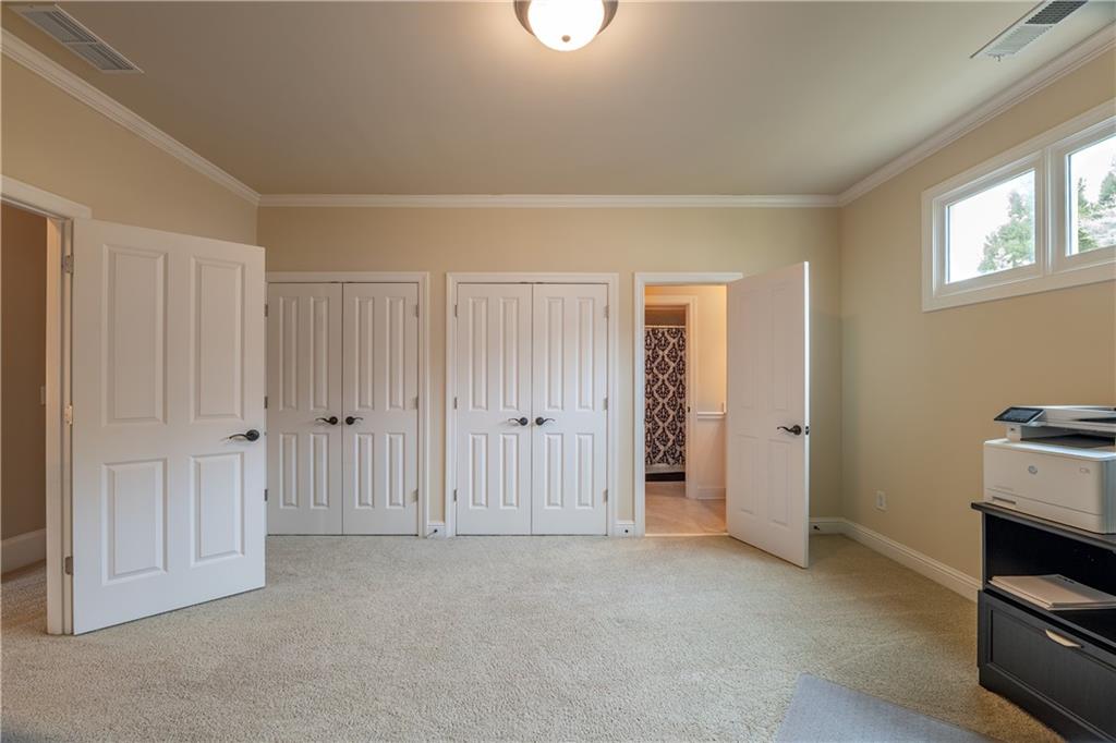 Brookview Manor - Residential