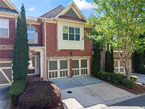 8065 Glisten Avenue Atlanta GA 30328