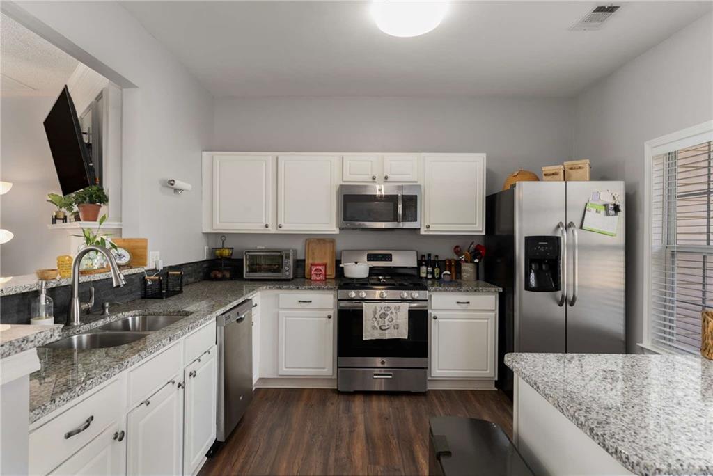 Cedarlake - Residential