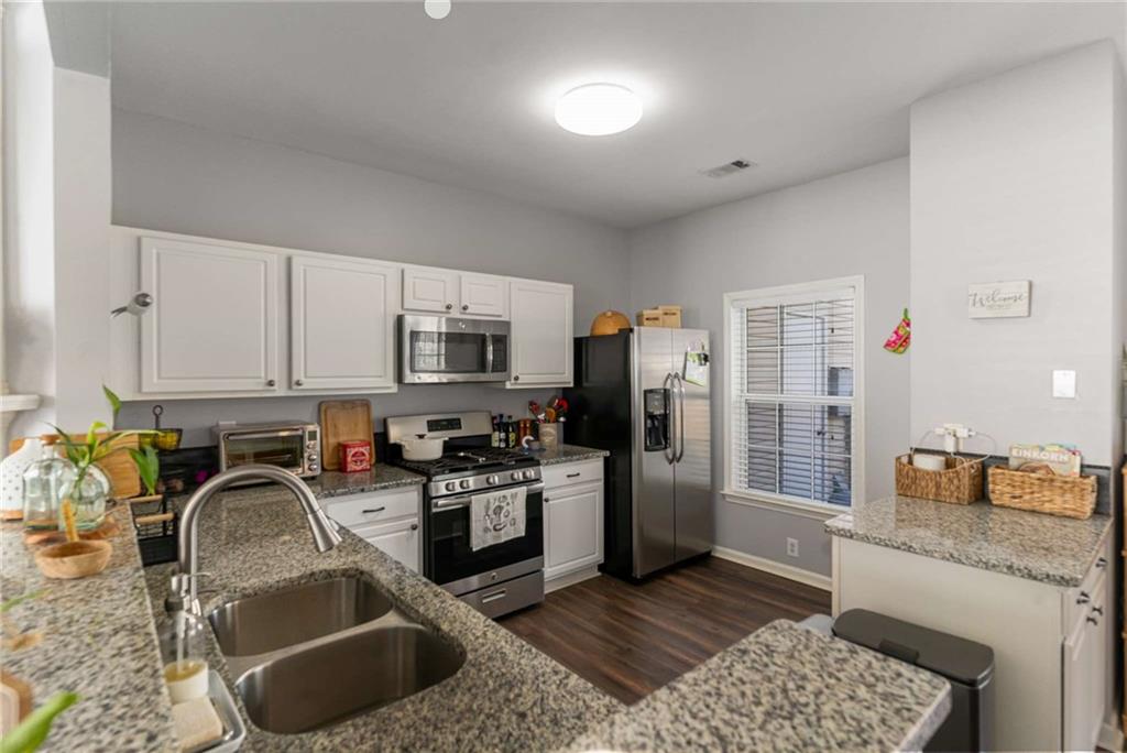 Cedarlake - Residential