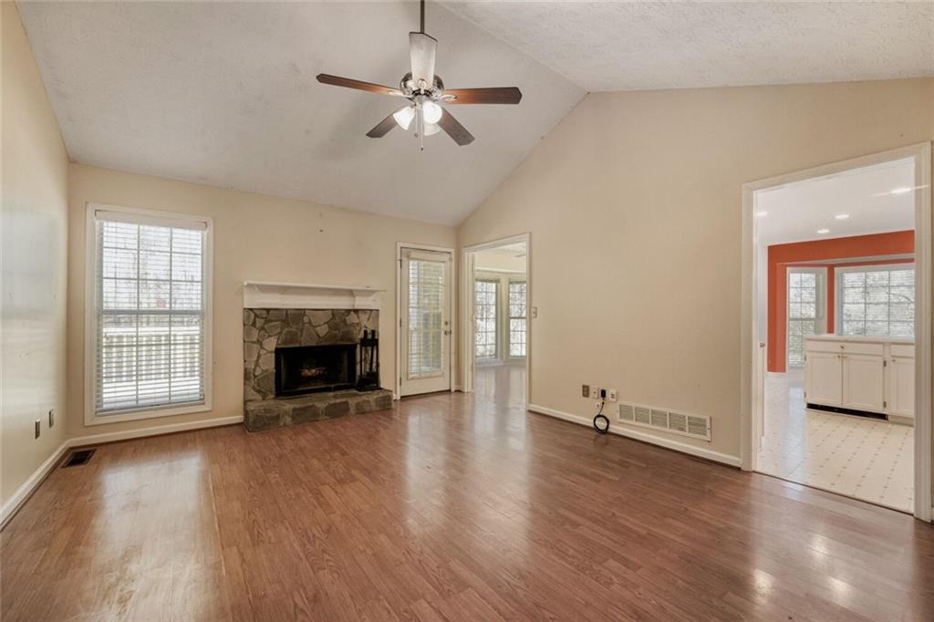 4808 Woodlands Parkway