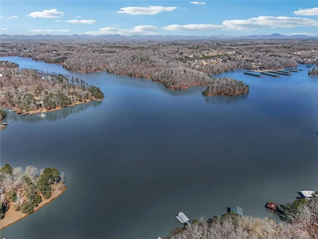 Dawsonville, Georgia 30534, United States, 3 Bedrooms Bedrooms, ,4 BathroomsBathrooms,Residential,Pending,80551