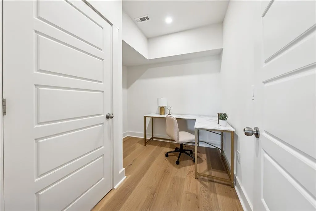 Dawsonville, Georgia 30534, United States, 3 Bedrooms Bedrooms, ,4 BathroomsBathrooms,Residential,Pending,80551