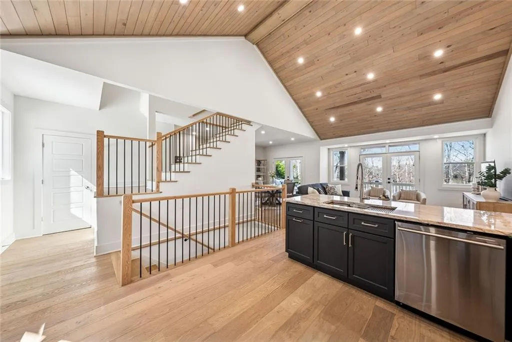 Dawsonville, Georgia 30534, United States, 3 Bedrooms Bedrooms, ,4 BathroomsBathrooms,Residential,Pending,80551