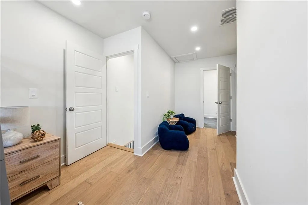 Dawsonville, Georgia 30534, United States, 3 Bedrooms Bedrooms, ,4 BathroomsBathrooms,Residential,Pending,80551