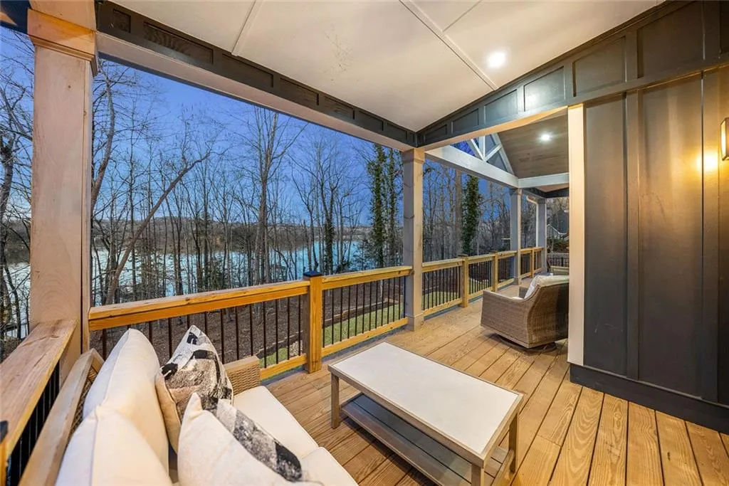 Dawsonville, Georgia 30534, United States, 3 Bedrooms Bedrooms, ,4 BathroomsBathrooms,Residential,Pending,80551