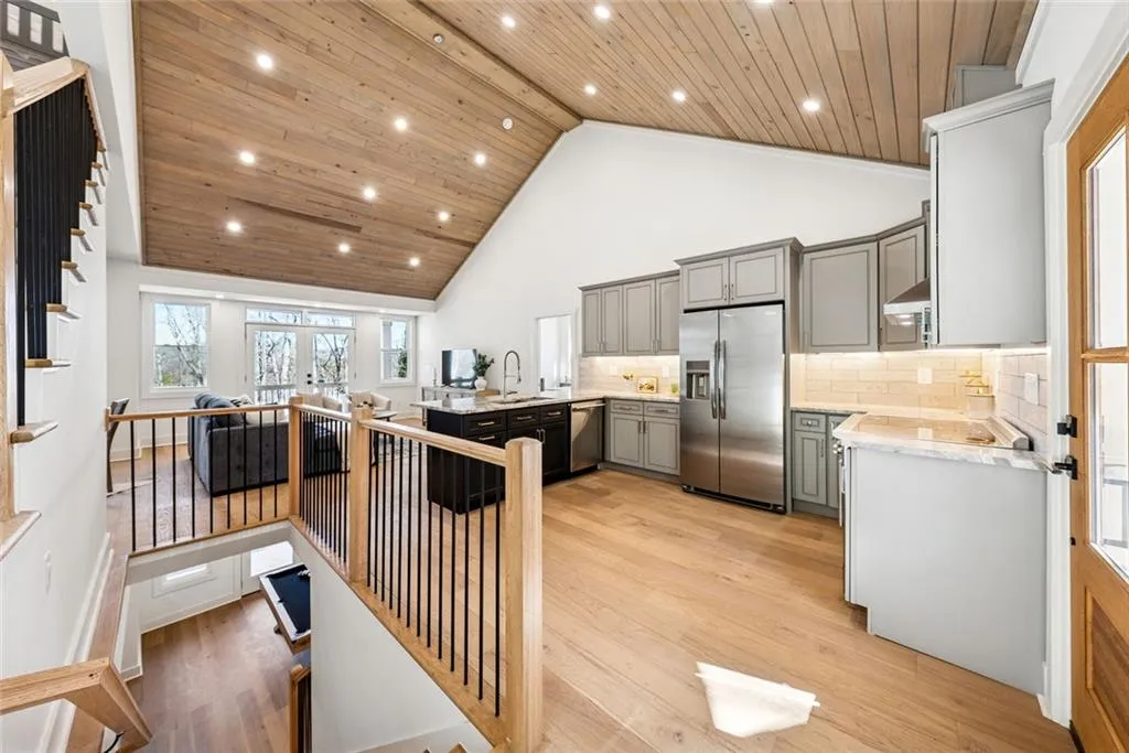 Dawsonville, Georgia 30534, United States, 3 Bedrooms Bedrooms, ,4 BathroomsBathrooms,Residential,Pending,80551