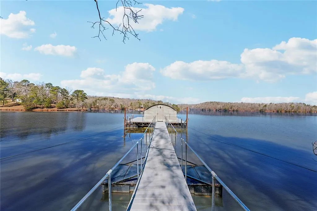 Dawsonville, Georgia 30534, United States, 3 Bedrooms Bedrooms, ,4 BathroomsBathrooms,Residential,Pending,80551