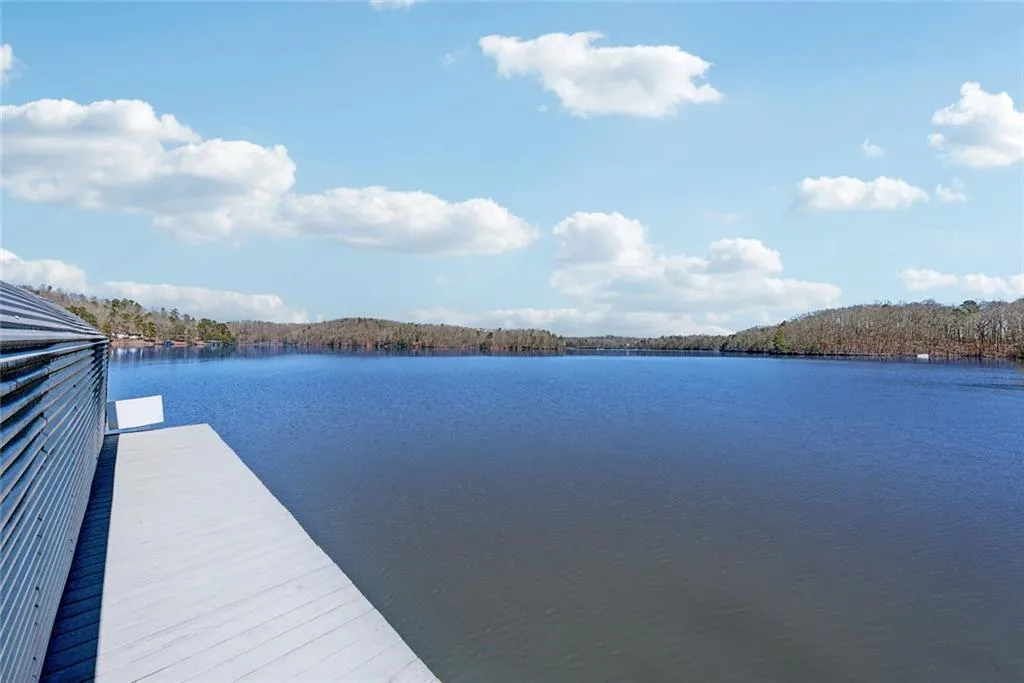 Dawsonville, Georgia 30534, United States, 3 Bedrooms Bedrooms, ,4 BathroomsBathrooms,Residential,Pending,80551