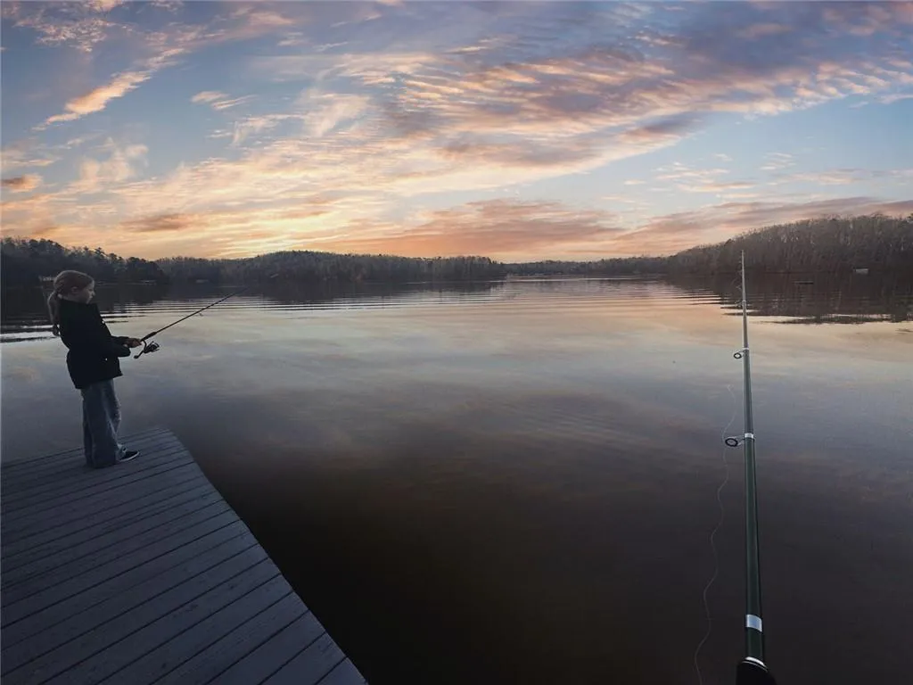 Dawsonville, Georgia 30534, United States, 3 Bedrooms Bedrooms, ,4 BathroomsBathrooms,Residential,Pending,80551