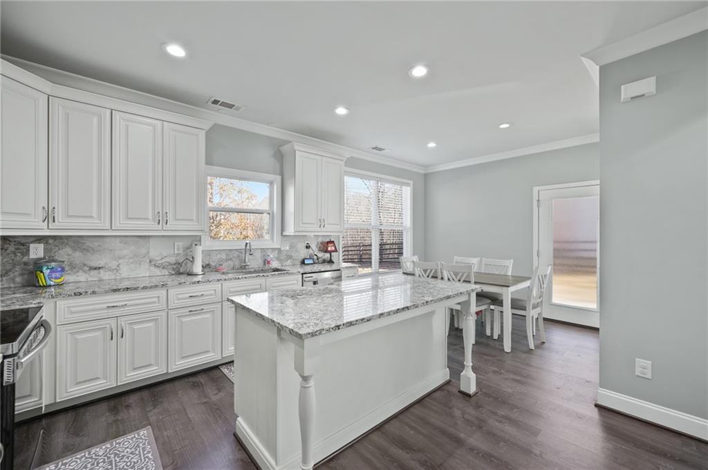 5444 Pleasant Hill Lane