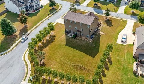 A home in Powder Springs