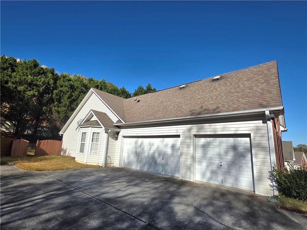 1422 Fountain Lakes Drive