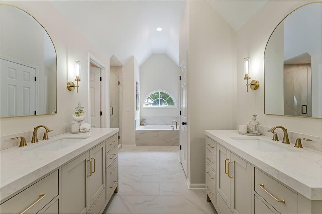 1725 Redbud Way, Cumming, Georgia image 3