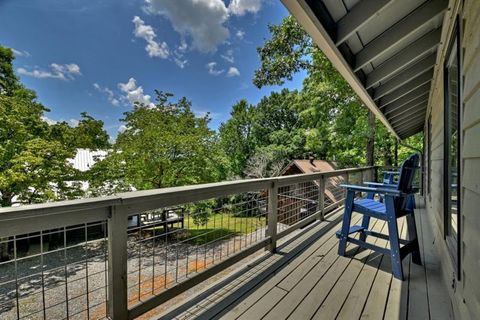 A home in Mineral Bluff