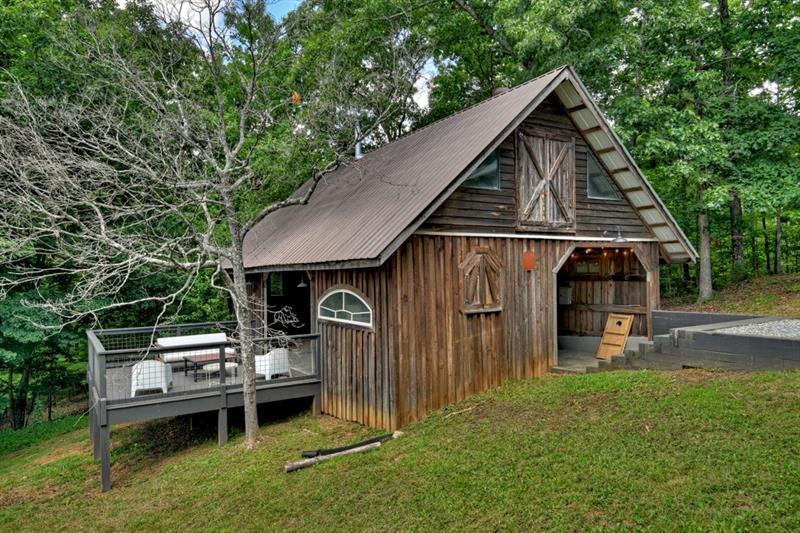 295 Bear Mountain Pass, Mineral Bluff, Georgia image 8