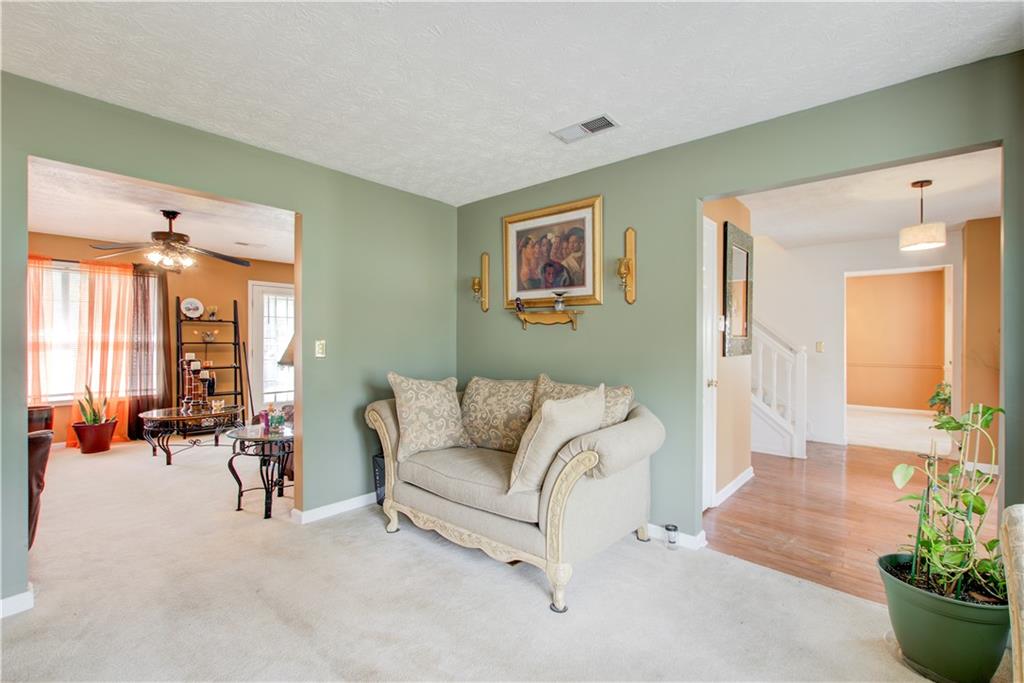 8075 Harmony Lakes Drive