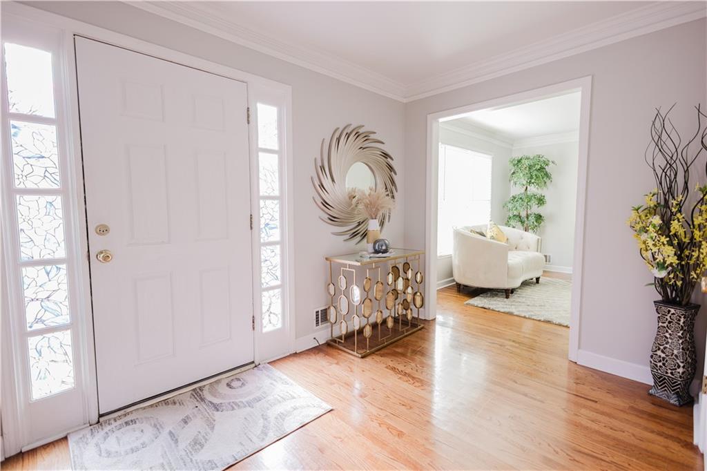3500 Parkwood Hills Court