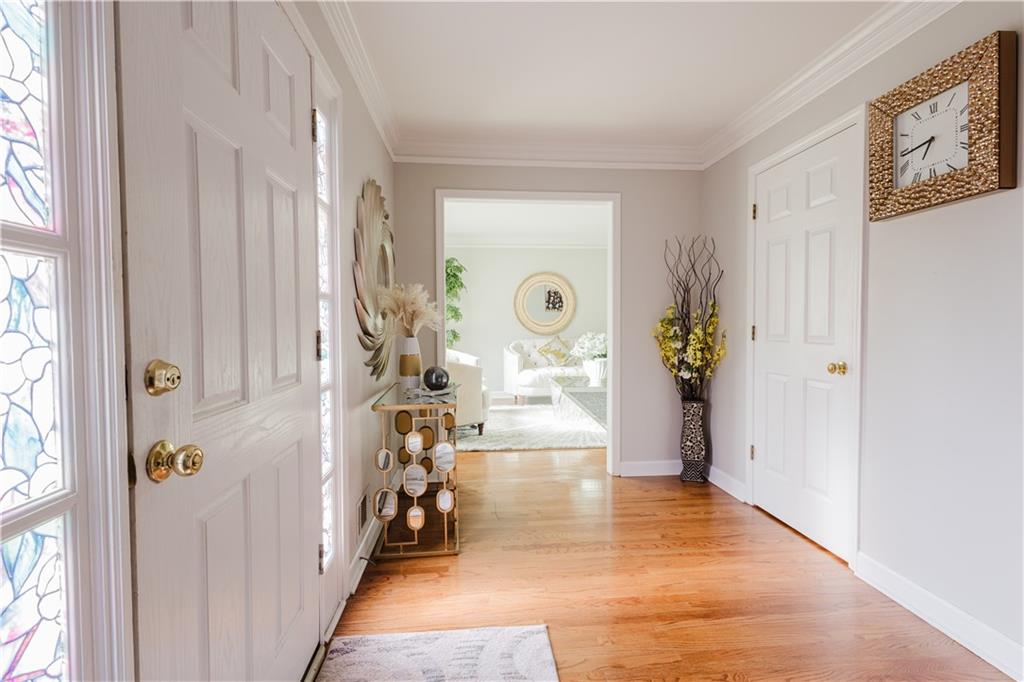 3500 Parkwood Hills Court