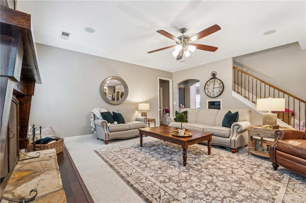 2358 Well Springs Drive, Buford, Georgia image 20