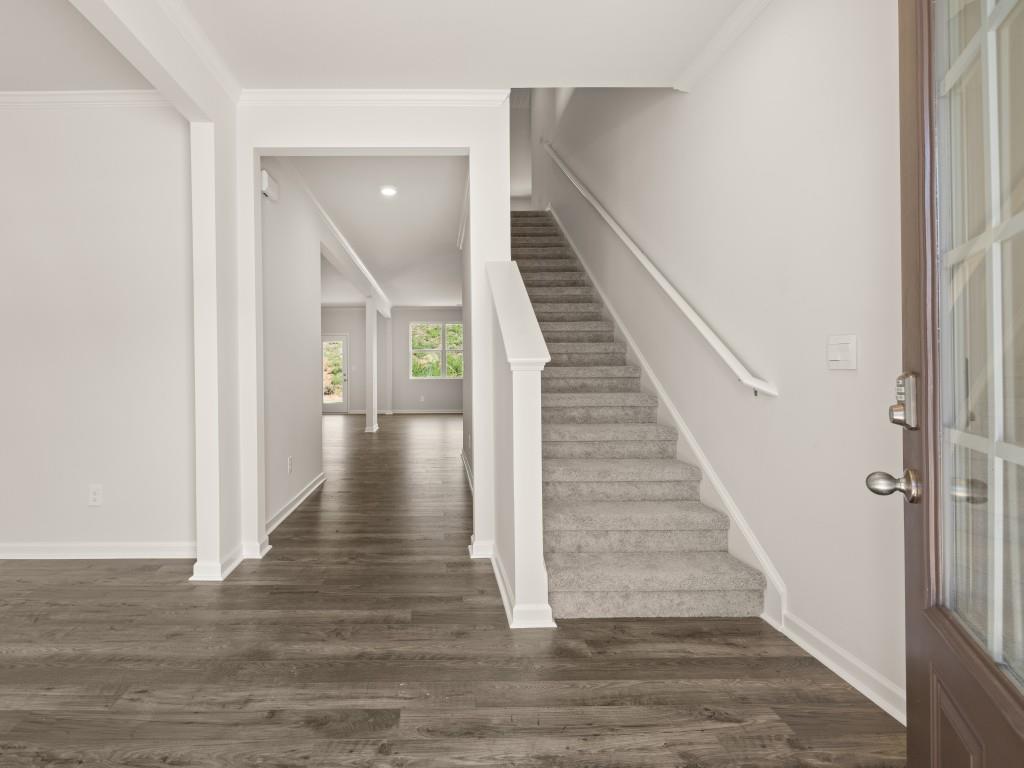 124 Landsdowne Way, Cartersville, Georgia image 2