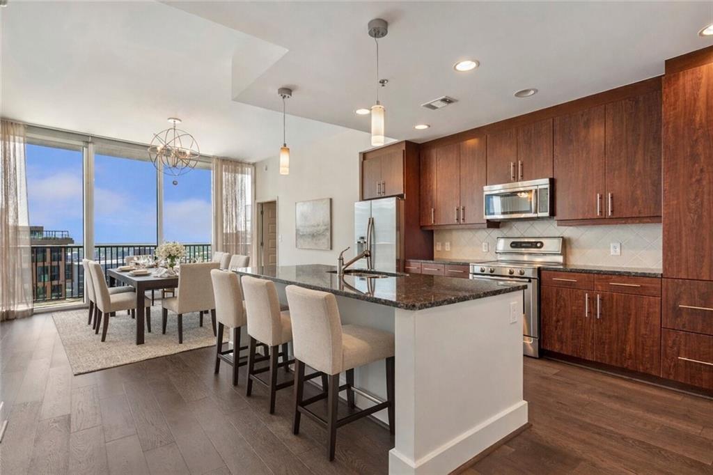 1080 Peachtree Street NE 3304