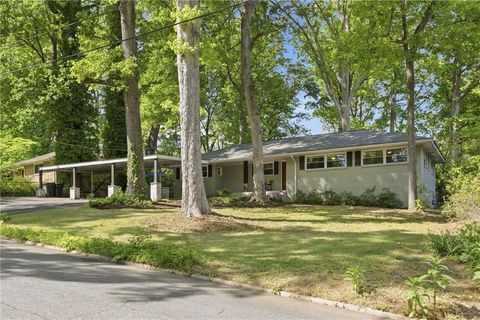 Homes For Sale - 670 Montclair Drive<br/> Smyrna, GA 30082