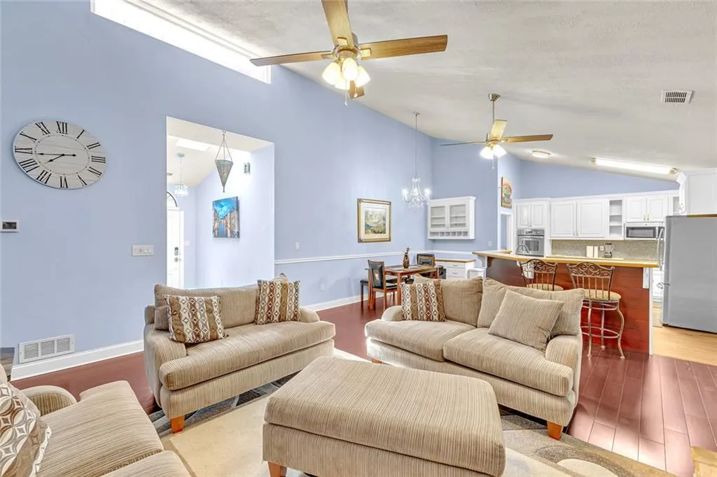 Fairburn, Georgia 30213, United States, 4 Bedrooms Bedrooms, ,2 BathroomsBathrooms,Residential,Active,207439