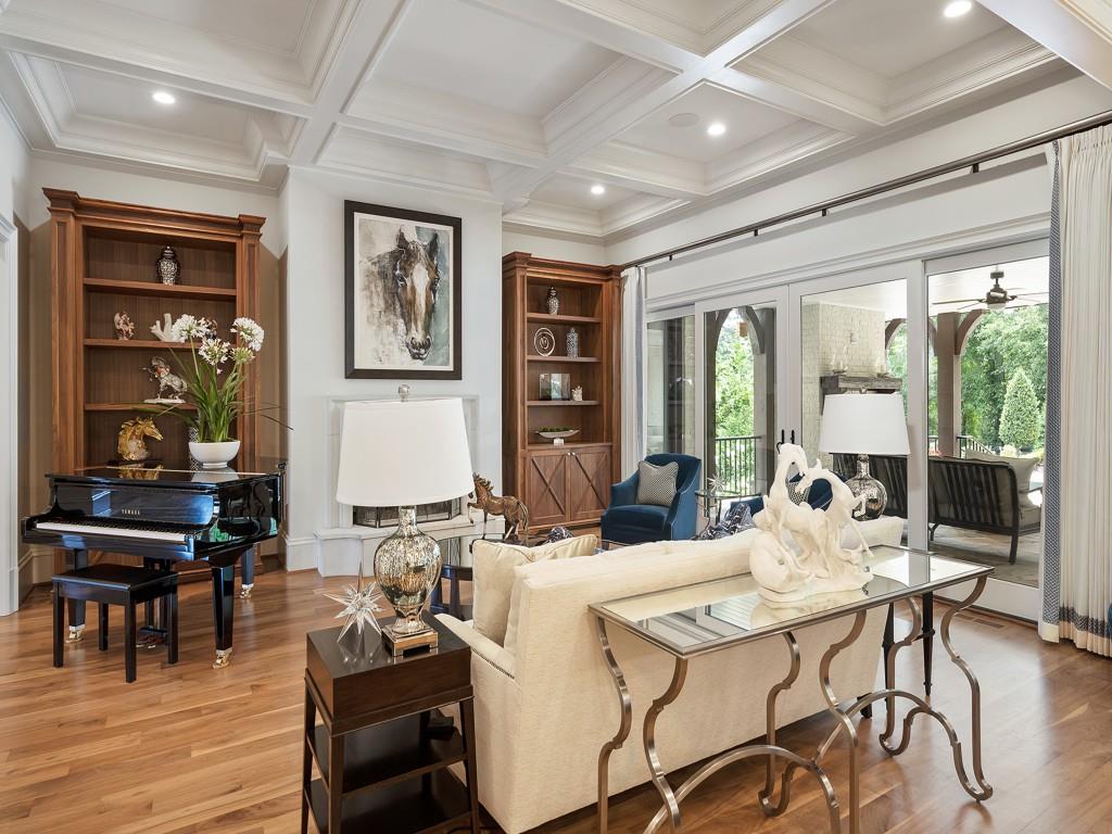 10155 Cedar Ridge Drive