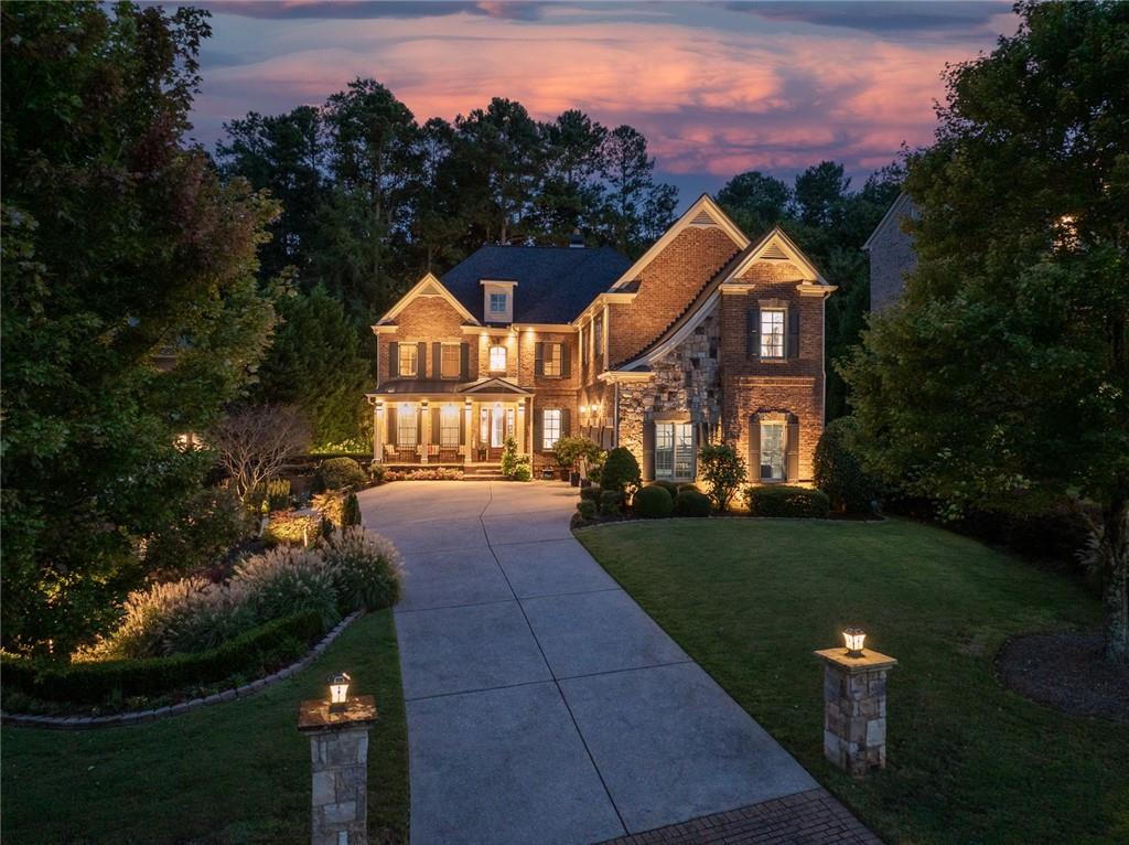 1145 Hamilton Estates Drive NW