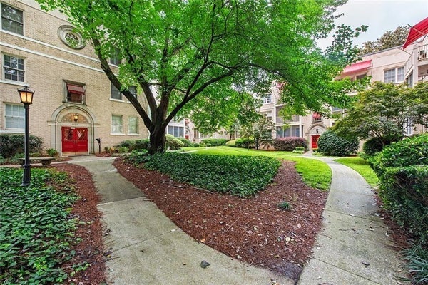 2222 PEACHTREE RD NW APT A3, ATLANTA, GA 30309 - Image fdf2d256528a24c94bdaf9bad361bb2d/171474499