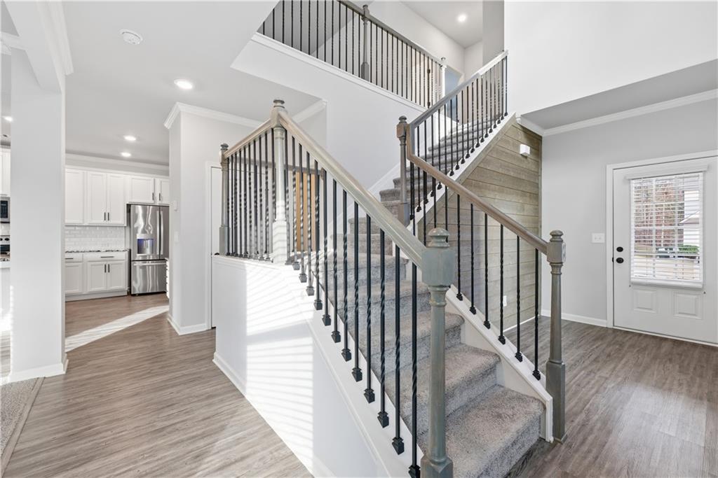 3244 Hawthorne Path