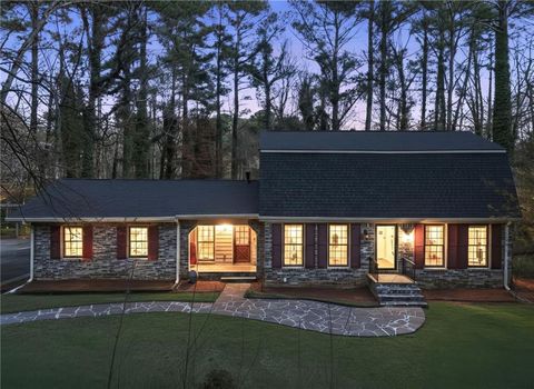 2037 Stoneleigh Drive Stone Mountain GA 30087