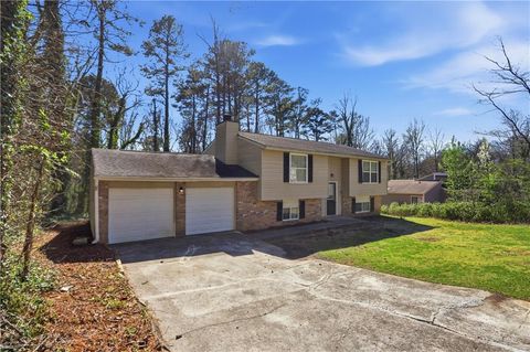 Homes For Sale - 1949 N Landing Way<br/> Marietta, GA 30066