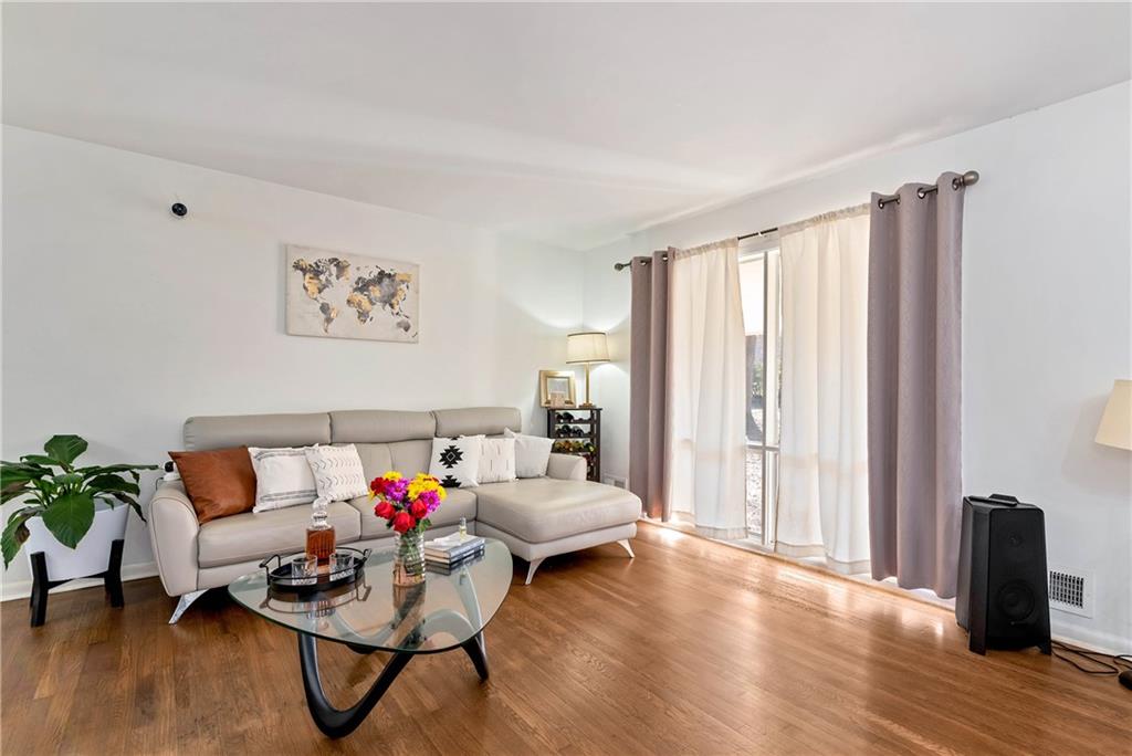 4362 Long Pines Court