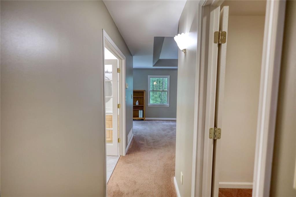 3311 Creek Hollow Drive, Marietta, Georgia image 38