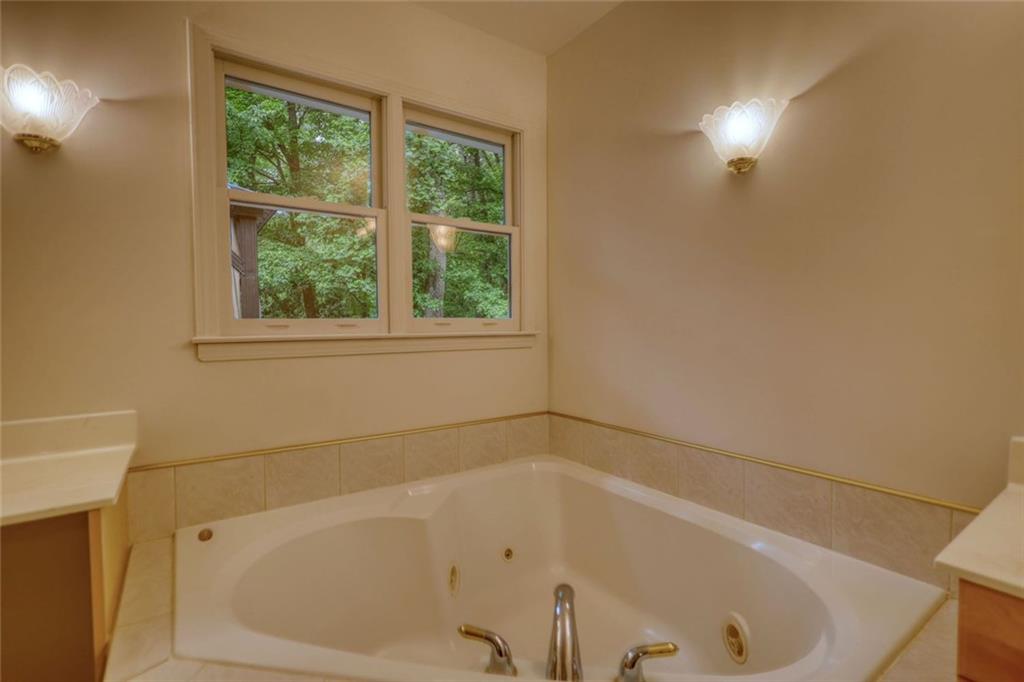 3311 Creek Hollow Drive, Marietta, Georgia image 47