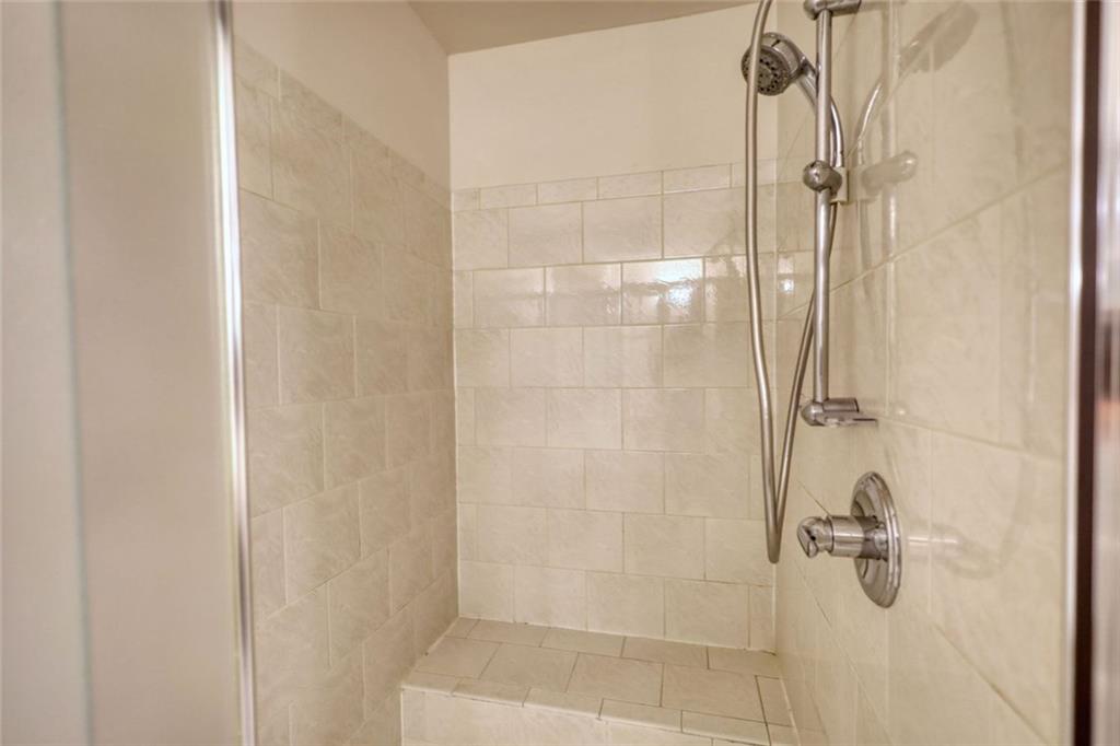 THE GLENNS - Residential