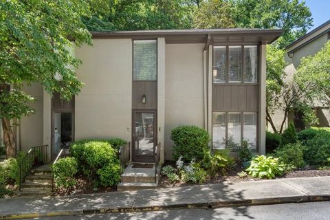 46 Ivy Ridge NE Atlanta GA 30342