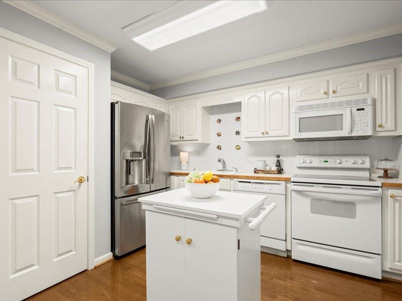 Seven Oaks - Residential