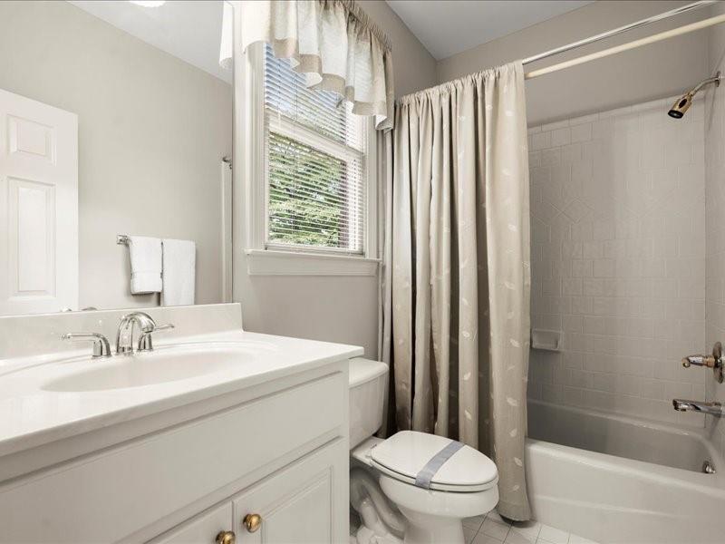 Seven Oaks - Residential