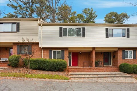 Condo For Sale - 3320 Northcrest Road #C<br/> Dekalb County, Atlanta, GA 30340