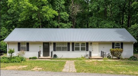 Multifamily For Sale - 4542 Candlestick Lane<br/> Oakwood, GA 30566