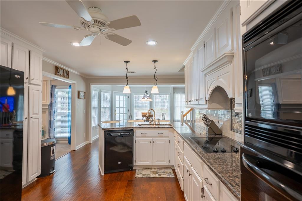 5713 Brynwood Circle, Acworth, Georgia image 18