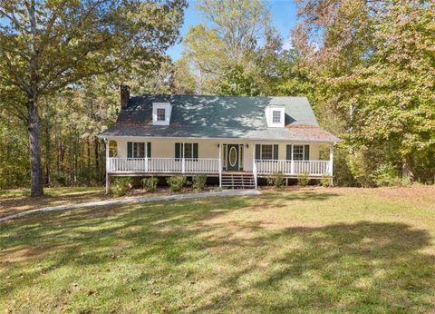 A home in Whitesburg